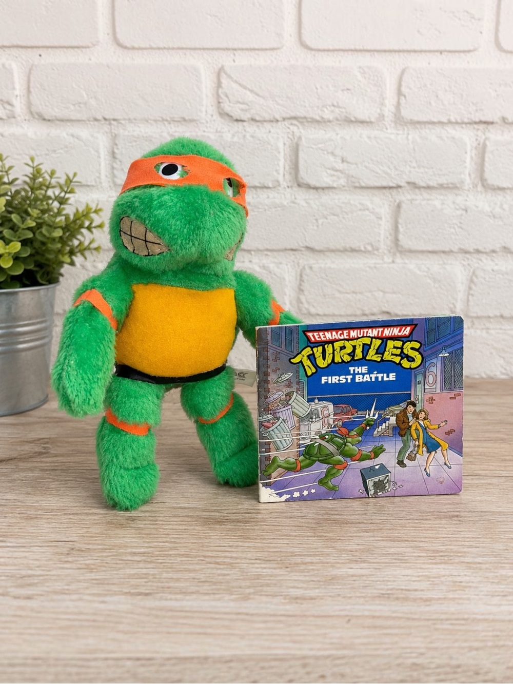 Vintage 1989 TMNT Michelangelo Plush Ace Novelty 9” + 1990 First Battle Book Lot